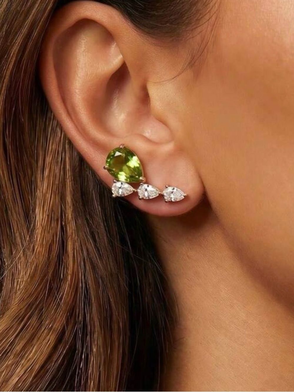 Diamond earrings Q1148